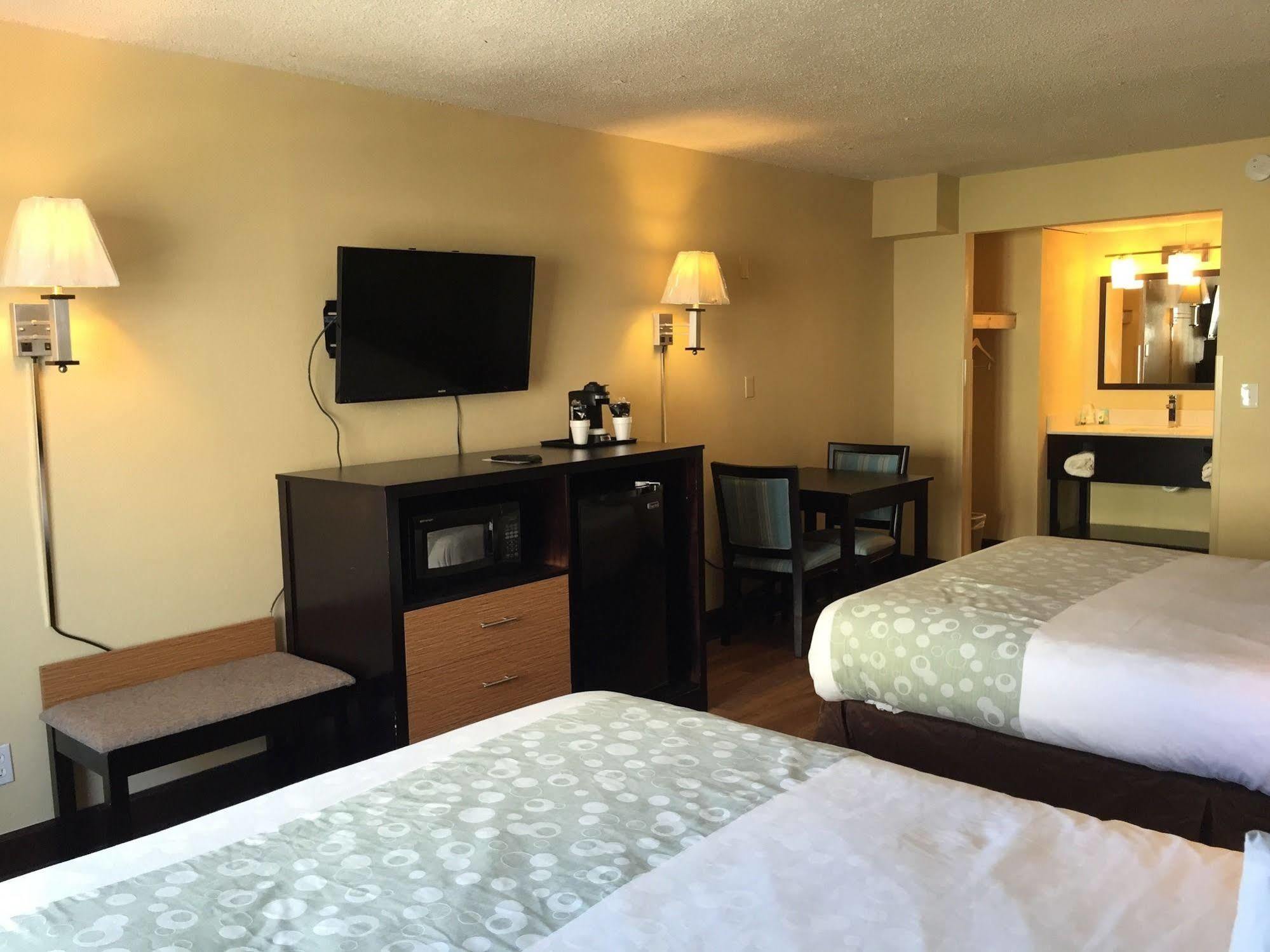 Blu Atlantic Hotel & Suites Myrtle Beach Exterior photo