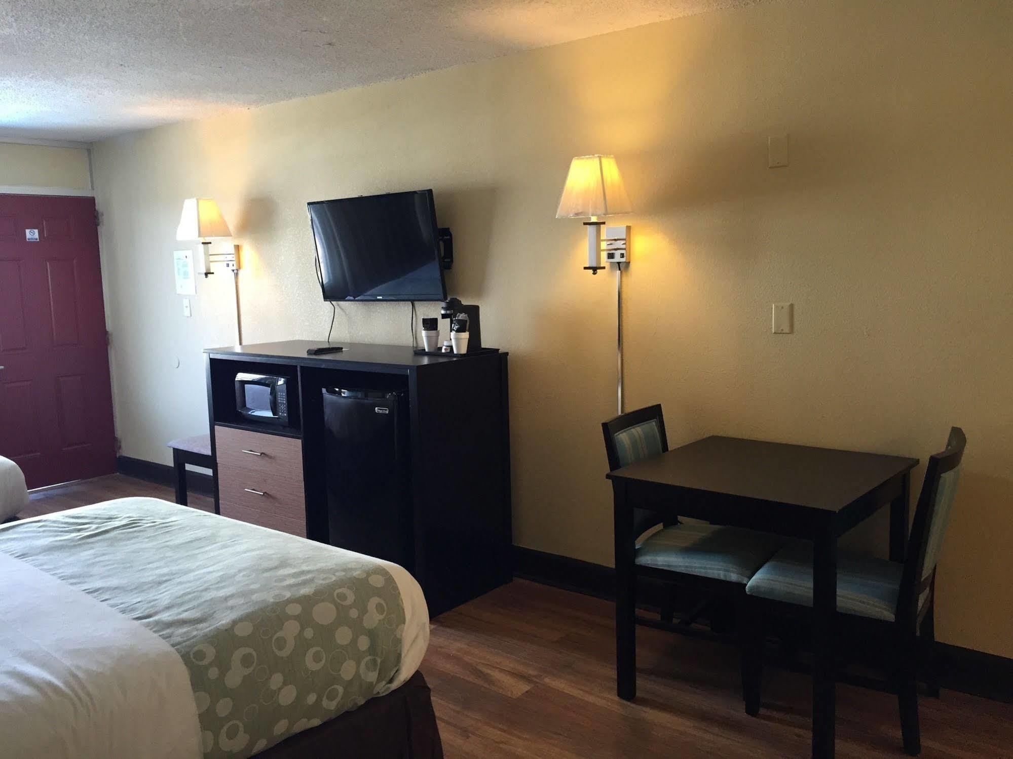 Blu Atlantic Hotel & Suites Myrtle Beach Exterior photo